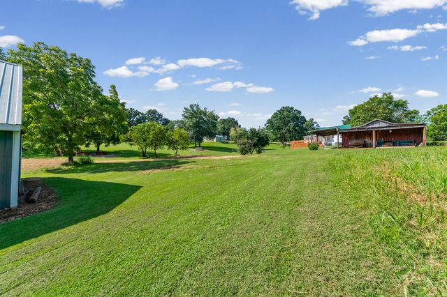 1705 Highway 120, Big Rock, TN 37023