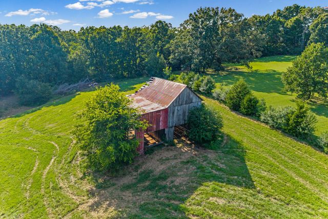 1705 Highway 120, Big Rock, TN 37023