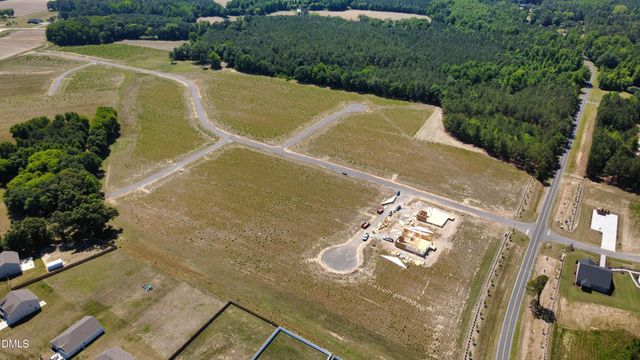 82 Seagrass Landing, Lillington, NC 27546