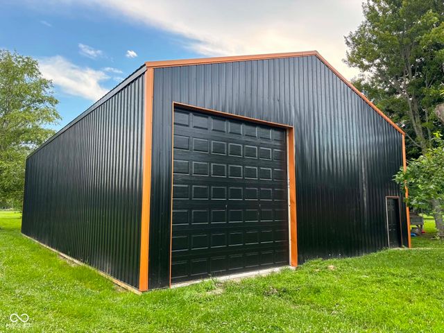 6335 E State Road 144, Mooresville, IN 46158