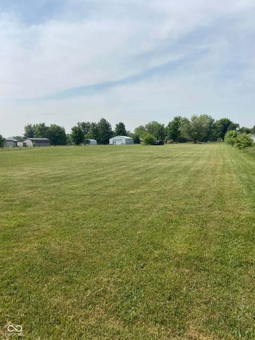 6335 E State Road 144, Mooresville, IN 46158