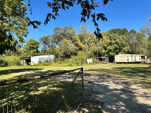 10355 Highway 321 Road, Dayton, TX 77535