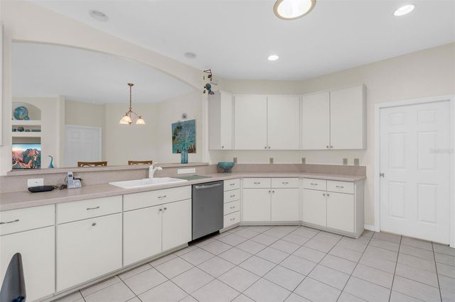 5524 SIR CHURCHILL DRIVE, Leesburg, FL 34748