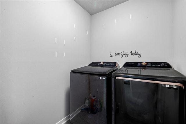 716 1st Street NW, Bondurant, IA 50035