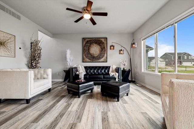 716 1st Street NW, Bondurant, IA 50035