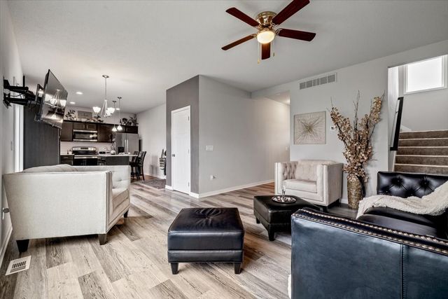 716 1st Street NW, Bondurant, IA 50035