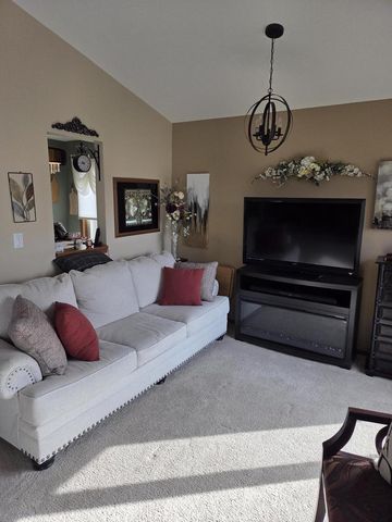 5215 67th STREET, Kenosha, WI 53142