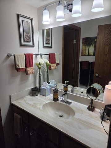 5215 67th STREET, Kenosha, WI 53142