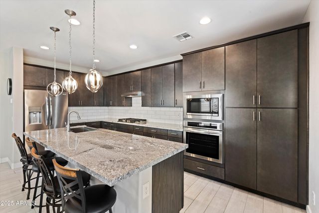 17274 W LARKSPUR Drive, Surprise, AZ 85388