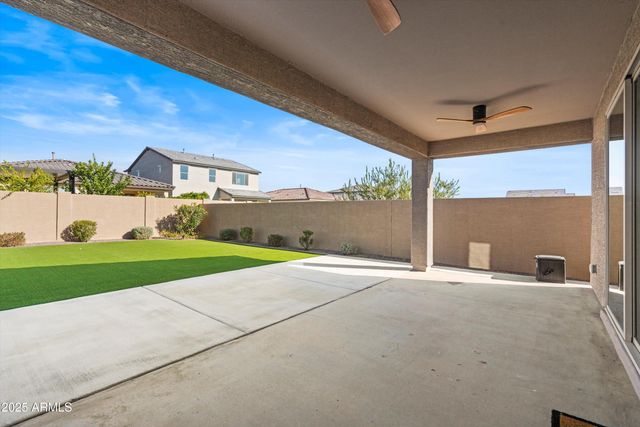 17274 W LARKSPUR Drive, Surprise, AZ 85388