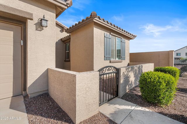 17274 W LARKSPUR Drive, Surprise, AZ 85388