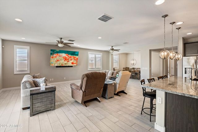 17274 W LARKSPUR Drive, Surprise, AZ 85388