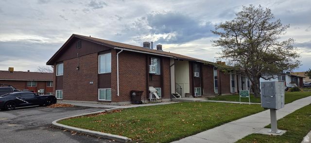 4639 S ARLINGTON PARK DR, West Valley City, UT 84120