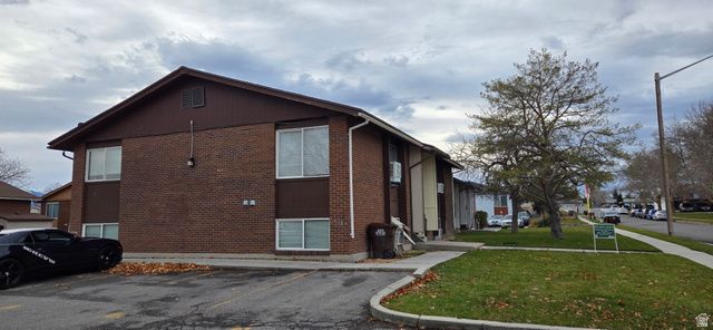 4639 S ARLINGTON PARK DR, West Valley City, UT 84120