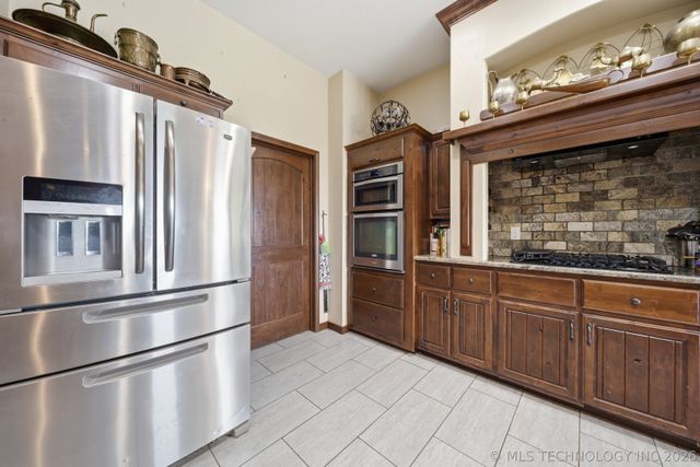 33440 W 51 Street S, Mannford, OK 74044