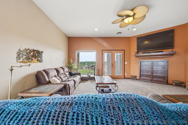 33440 W 51 Street S, Mannford, OK 74044