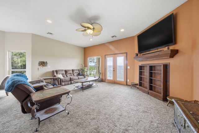 33440 W 51 Street S, Mannford, OK 74044