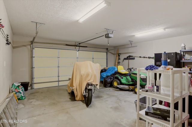617 Kimberlin Heights Rd, Knoxville, TN 37920