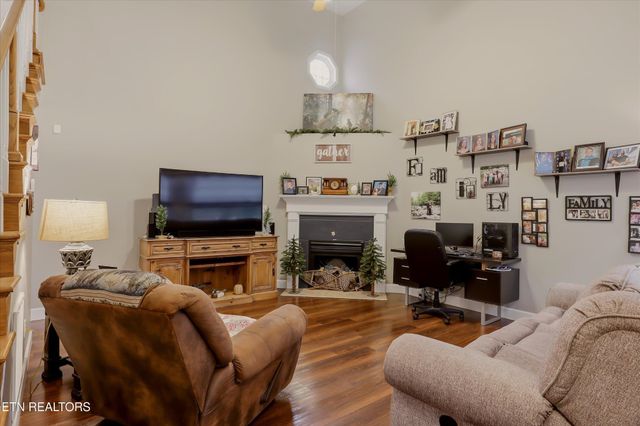 617 Kimberlin Heights Rd, Knoxville, TN 37920