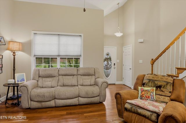 617 Kimberlin Heights Rd, Knoxville, TN 37920