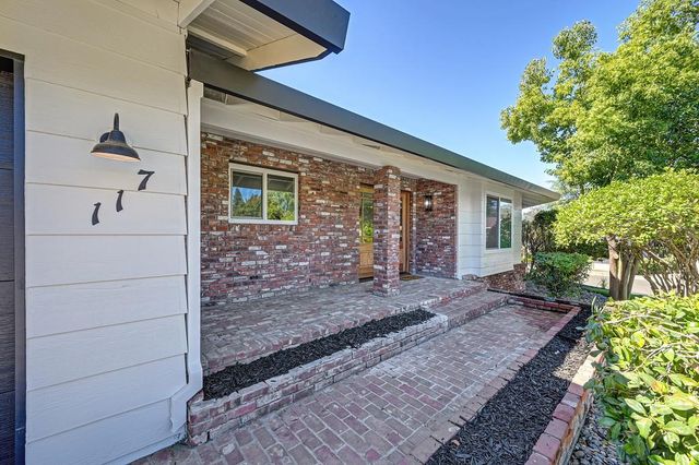 117 Oak Rock Cir, Folsom, CA 95630