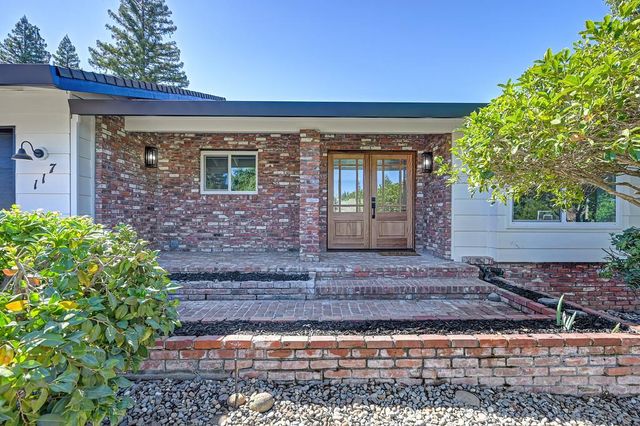 117 Oak Rock Cir, Folsom, CA 95630