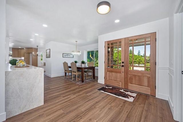 117 Oak Rock Cir, Folsom, CA 95630