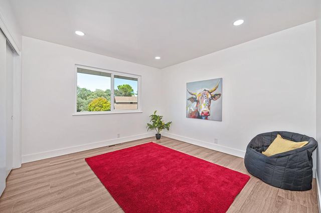 117 Oak Rock Cir, Folsom, CA 95630