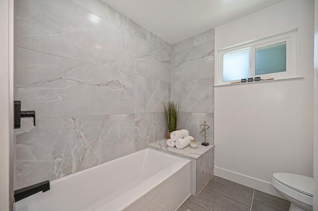 117 Oak Rock Cir, Folsom, CA 95630