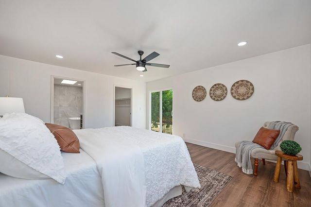 117 Oak Rock Cir, Folsom, CA 95630
