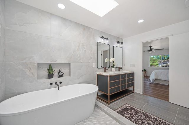 117 Oak Rock Cir, Folsom, CA 95630