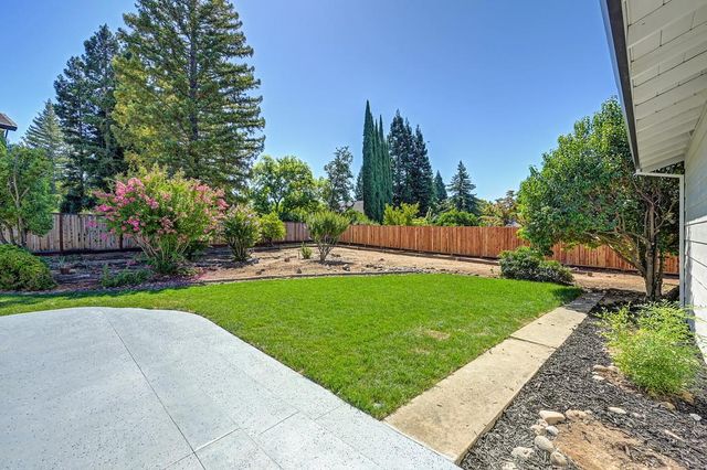 117 Oak Rock Cir, Folsom, CA 95630
