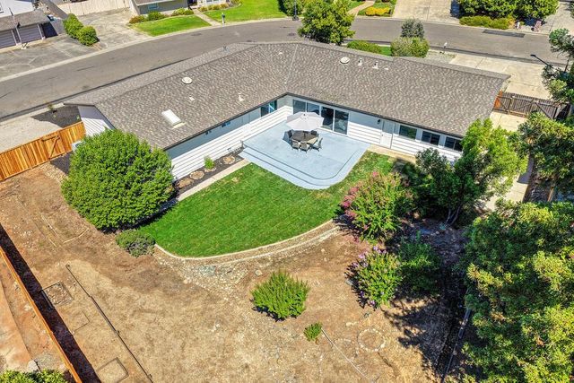117 Oak Rock Cir, Folsom, CA 95630