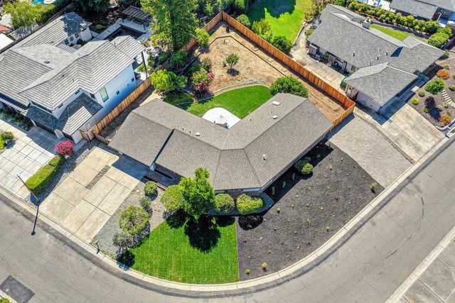 117 Oak Rock Cir, Folsom, CA 95630