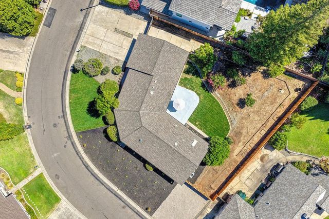 117 Oak Rock Cir, Folsom, CA 95630