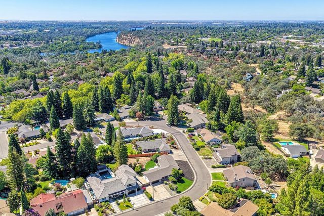 117 Oak Rock Cir, Folsom, CA 95630