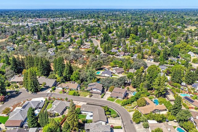 117 Oak Rock Cir, Folsom, CA 95630