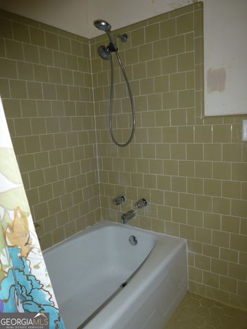 606 Park Avenue, Claxton, GA 30417