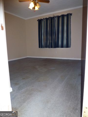 606 Park Avenue, Claxton, GA 30417