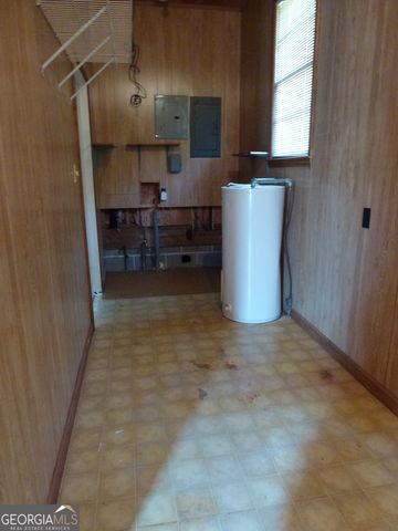 606 Park Avenue, Claxton, GA 30417