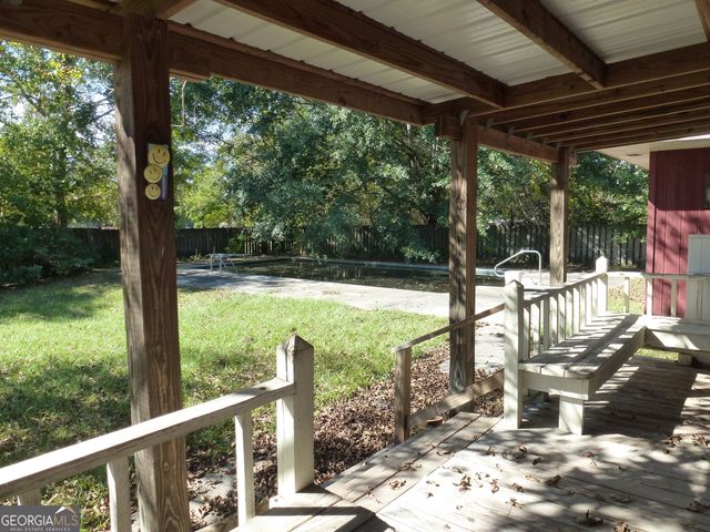 606 Park Avenue, Claxton, GA 30417