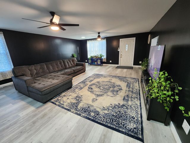 25042 Monaco Lane, Lebanon, MO 65536