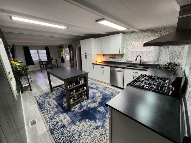 25042 Monaco Lane, Lebanon, MO 65536