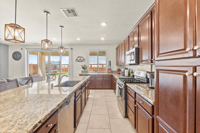 3706 Rockdale Dr, Rancho Cordova, CA 95742