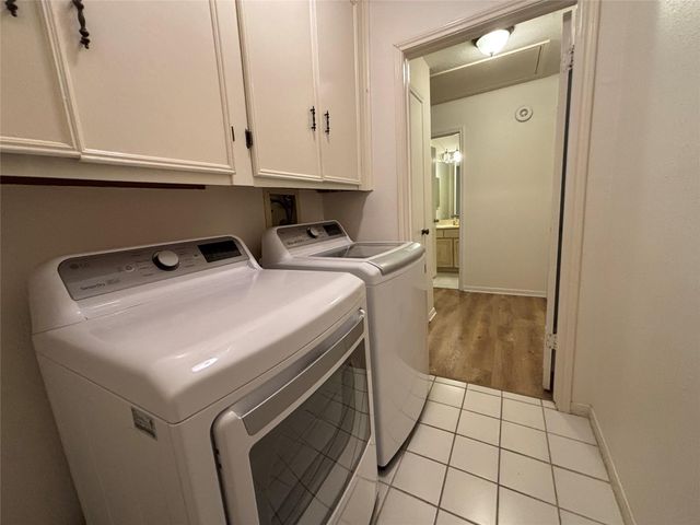 15662 Pebble Lake Drive, Houston, TX 77095