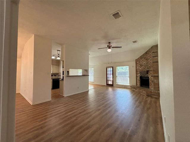 15662 Pebble Lake Drive, Houston, TX 77095