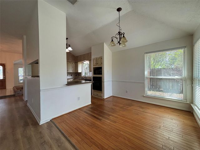 15662 Pebble Lake Drive, Houston, TX 77095