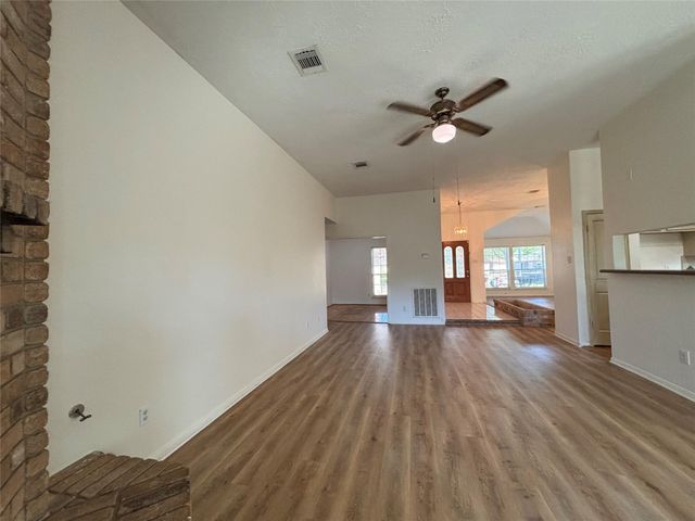 15662 Pebble Lake Drive, Houston, TX 77095