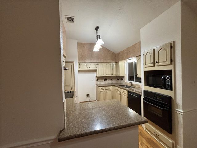 15662 Pebble Lake Drive, Houston, TX 77095