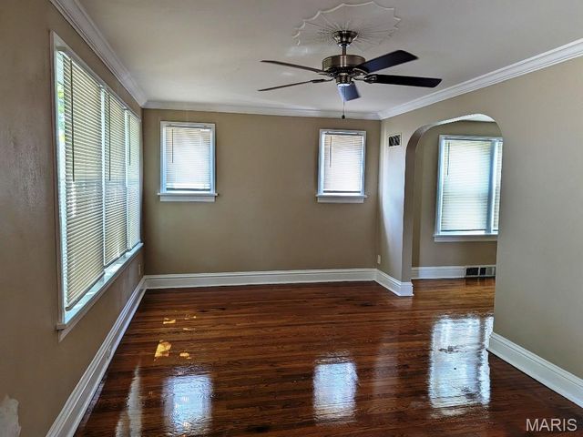 7819 Saint Charles Rock Road, St Louis, MO 63114